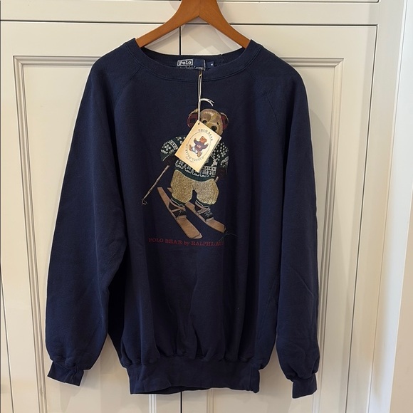 ⭐️Polo Ralph Lauren Bear Skiing Sweatshirt—Fantastic!! New With Tags—Preppy—M - Picture 1 of 10
